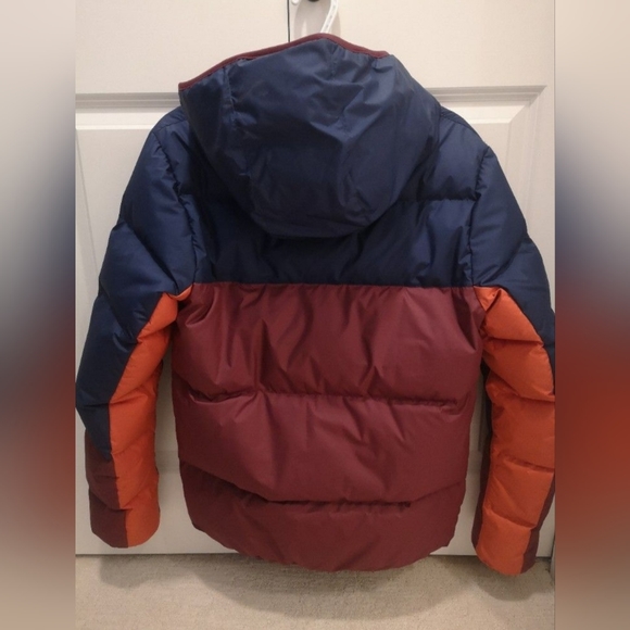 Nike hooded puffer jacket (down-filled) - Picture 4 of 5